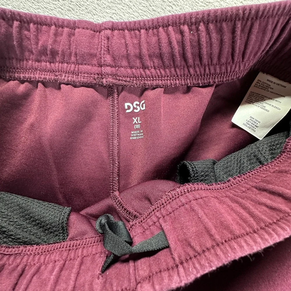 DSG Jogger Pants Boys XL 18 Burgundy Cotton Stretch Tapered Leg Drawstring Waist